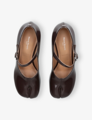 Maison Margiela Leather Tabi Mary Jane Pumps 60 In Brown