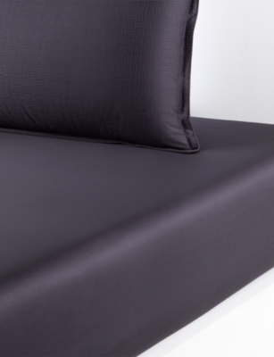 Hugo Boss Carbon Lattice Single Cotton Fitted Sheet In Black