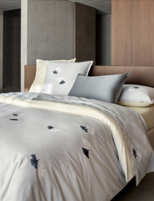 Hugo Boss Cream Moon Flowers Double Cotton-sateen Fitted Sheet In White