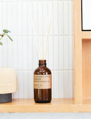 P.F CANDLE CO: Teakwood Tobacco Scented Diffuser 317g