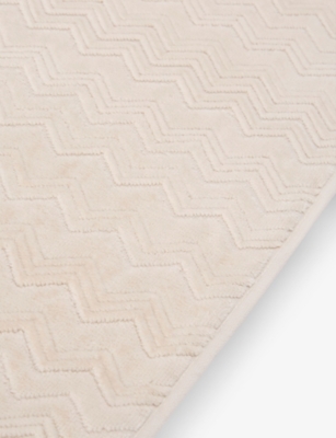 Missoni Chalk Zigzag-pattern Cotton-terry Bath Mat 60cm X 90cm In Neutral