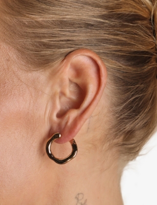 Astrid & Miyu Womens 18ctgoldplatedbrass Molten Orbit Large 18ct Yellow Gold-plated Brass Hoop Earrings In Gold