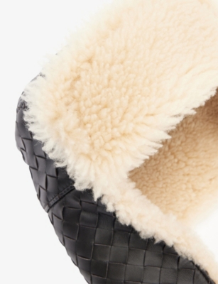 Bottega Veneta Mens Fondant/dune Intrecciato Shearling-lined Leather Trapper Hat