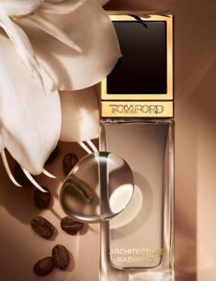 Tom Ford 13.5c Almond-wn Architecture Radiance Hydrating Foundation Spf 50+ 30ml