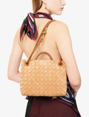 Bottega Veneta Womens Amber-mb-amber Andiamo Small Intrecciato Leather-suede Shoulder Bag