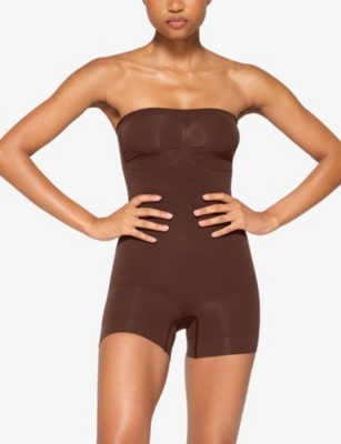 SKIMS: Seamless Sculpt Strapless Stretch-Woven Body