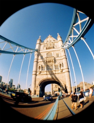 LOMOGRAPHY: Fisheye No. 2 35mm Camera