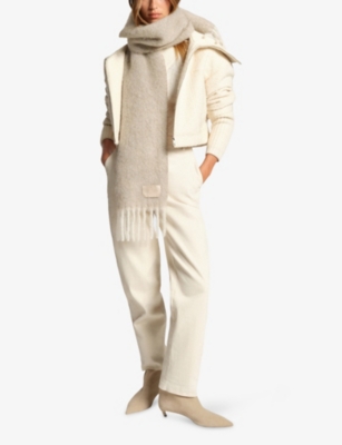 Hugo Boss Womens Light Beige Logo-patch Fringed Wool And Alpaca-blend Scarf In Neutral