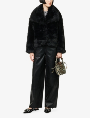 Pretty Lavish Womens Black Ettalie Faux-fur Coat In Black