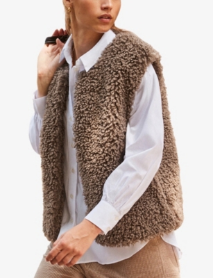 Ro&zo Womens Mocha Shaggy-sleeveless Faux-fur Gilet In Brown