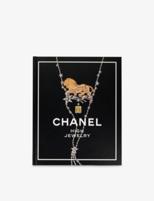 THAMES & HUDSON: Chanel High Jewelry Hardcover Book