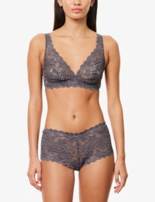 HANRO: Moments Soft-Cup Stretch-Lace Bra