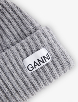 Ganni Womens Logo-patch Wool-blend Beanie Hat Paloma Melange In Gray