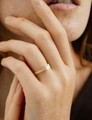 La Maison Couture Womens Skydiamond Luna Solitaire 18ct Yellow Gold And 0.76ct Lab-grown Diamond Ring In Gold