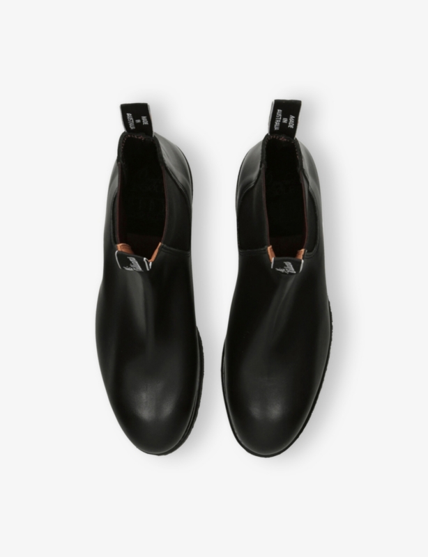 Turnout Leather Chelsea Boots