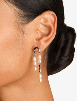 Astrid & Miyu Womens Rhodiumplatedsilver Pearl Molten Rhodium Plated Sterling-silver And Pearl Drop Studs In Metallic