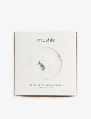 MUSHIE + FRIGG: Whales Cotton Muslin Swaddle