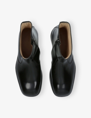 Lemaire Men Leather Ankle Boots In Black