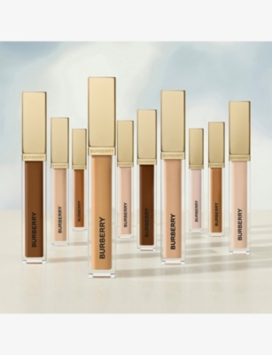 Burberry Deep Warm 120 Beyond Wear Perfecting Concealer 8ml