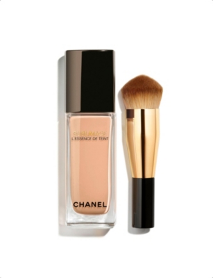 Chanel Br32 <strong>sublimage L'essence De Teint</strong> Ultimate Radiance-generating Serum Foundation 40m In Brown