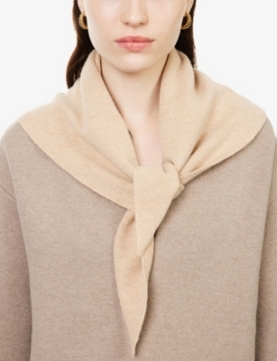 The Tartan Blanket Co. Womens Oatmeal Brand-embroidered Triangle Merino-wool Scarf In Neutral