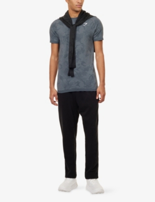 GYMSHARK: Geo Seamless Short-Sleeves Woven T-Shirt