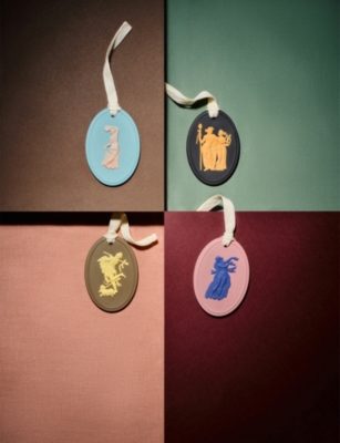 WEDGWOOD: Festive Ardent Jasperware Christmas Decoration 10cm