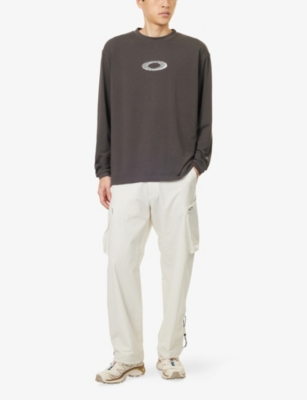 Oakley Mens New Retro Long-sleeves Stretch-cotton Blend T-shirt Shadow Black Xl In Brown