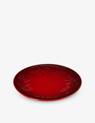 Le Creuset Holly Stoneware Coupe Plate 19cm Cerise In Red