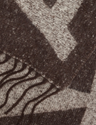 Adanola Womens Coffee Bean Logo Intarsia Knit Scarf In Brown