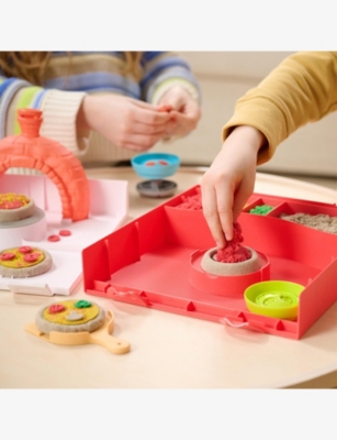 KINETIC SAND: Squish Pizza Rising Pizza Playset
