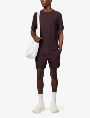 Vuori Mens Raisin Heather Strato Tech Short-sleeve Stretch-woven T-shirt Xl In Brown