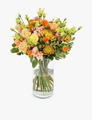 FLOWERS & PLANTS CO.: Roses and Lisi Fresh Flower Bouquet