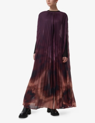 LEEM: Printed Pleated Woven Cape