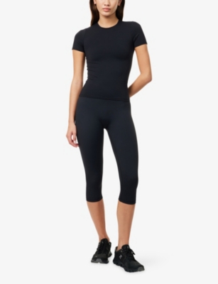 SISTERLY TRIBE: Softsculpt Capri High-Rise Gym Leggings