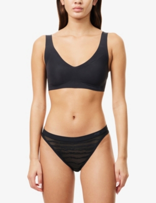 Sloggi Womens Free Evolve Mid-rise Lace Thong Black In Black