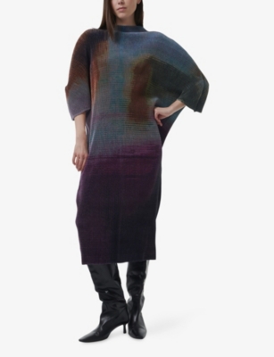 LEEM: Velour Print Plisse Kaftan Dress