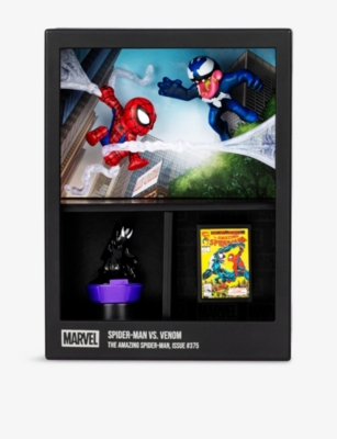 FANDROP: Marvel Spiderman Vs Venom Playset