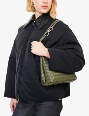 Bottega Veneta Womens Pickle Vin Andiamo Small Leather Tote Bag