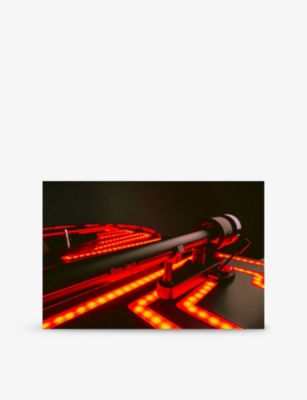 PRO-JECT: Elvis T2 Turntable