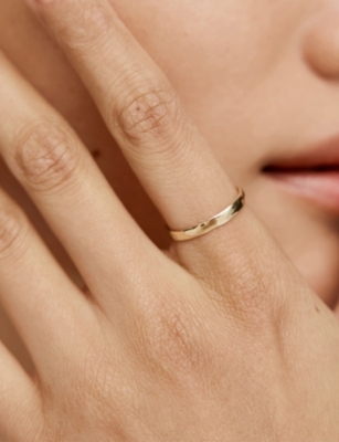 Monica Vinader Womens  Hammered Thin 14ct Yellow-gold Band Ring In Gold