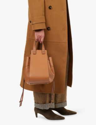 RESELFRIDGES: Pre-Loved Loewe Hammock Leather Shoulder Bag