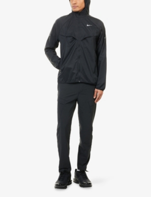 NIKE: Stride Hooded Shell Jacket