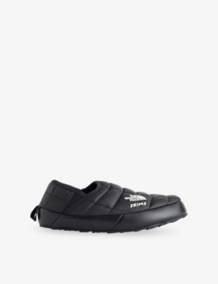 The North Face Womens Onyx  X Skims Thermoball™ V Traction Mules Eur 38/5 Uk In Black