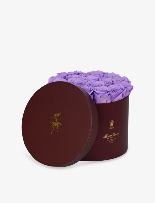 Timeless Treasures Small Preserved Rose Stem Hat Box